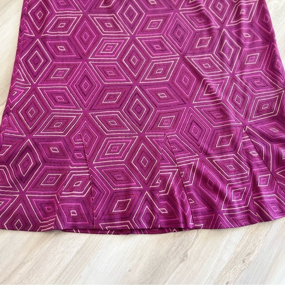Diane Von Furstenberg Pink and Purple 100% Silk Skirt with Geometric Print - Picture 2 of 4